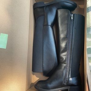 Steve Maddie Girl Black Boots size 10.